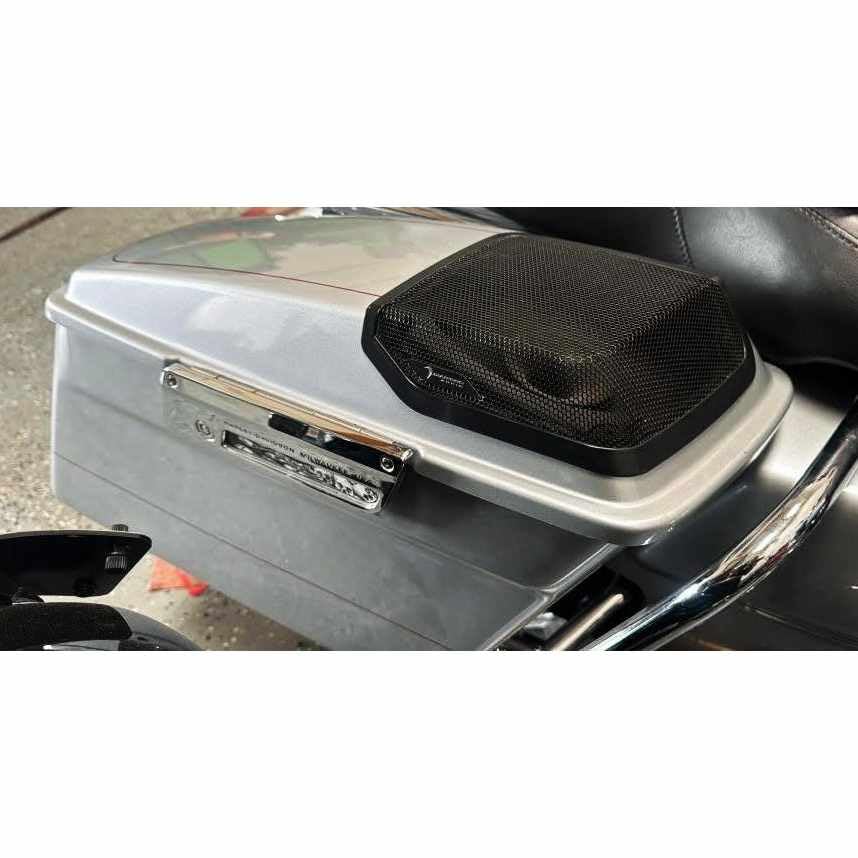 Diamond Audio MSHD9813RG 98-13 Road Glide Plug-N-Play Receiver with MICRO82U 2 Ch Class D Amplifier and MSMP694LK13 Cut-in Lid Kit with MP694 -Way Full-Range Coaxial Speaker w/1" Horn Tweeter